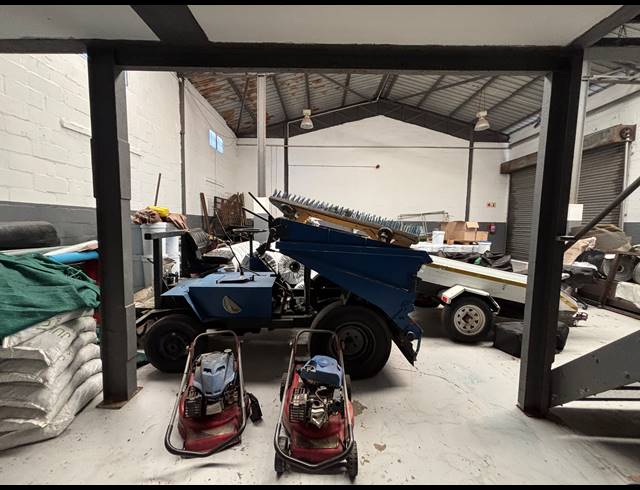 217M² WAREHOUSE TO LET IN EPPING INDUSTRIAL